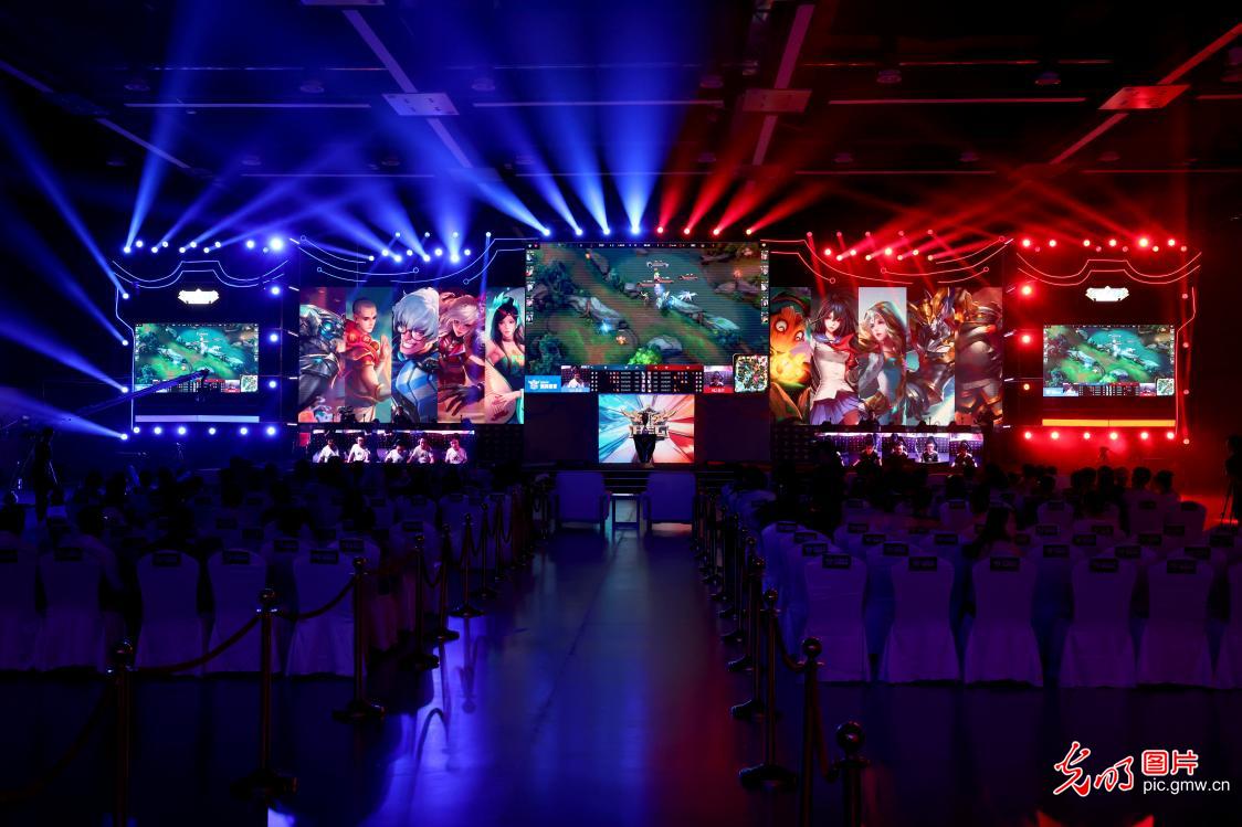 牵动着多方 牵动着多方