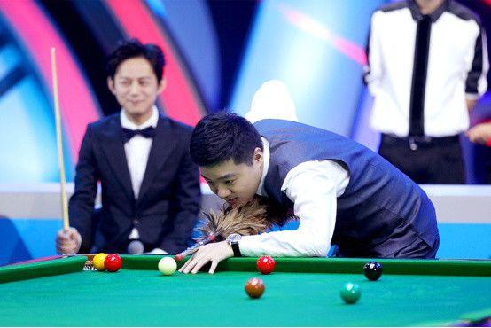 替补席上奥 替补席上奥