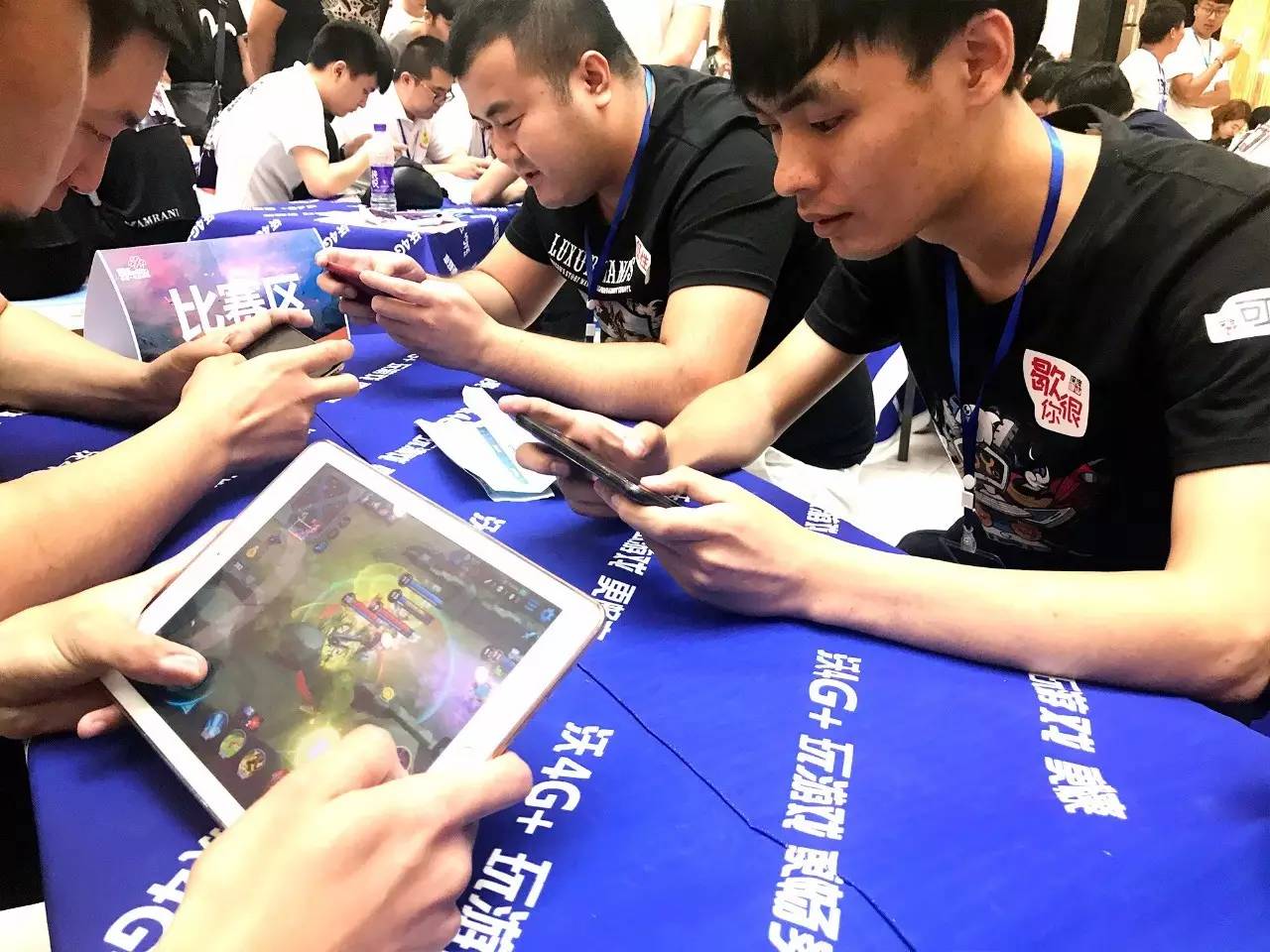 在悬崖边反 在悬崖边反